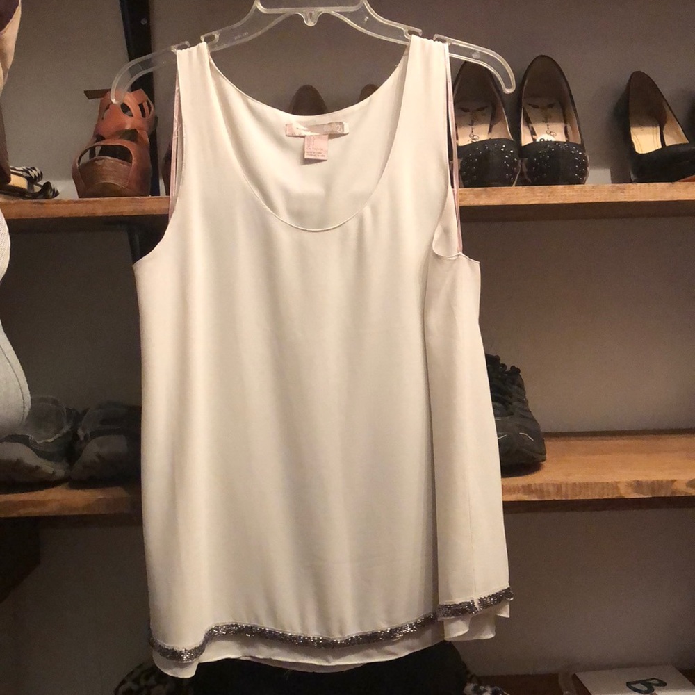 Sleeveless dress top